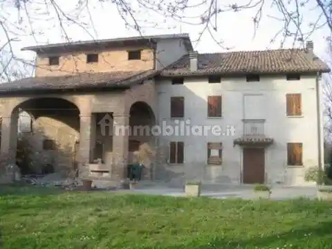 Rustico - Casale in vendita a Formigine