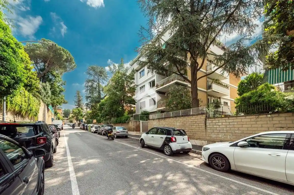 Appartamento in vendita a Roma