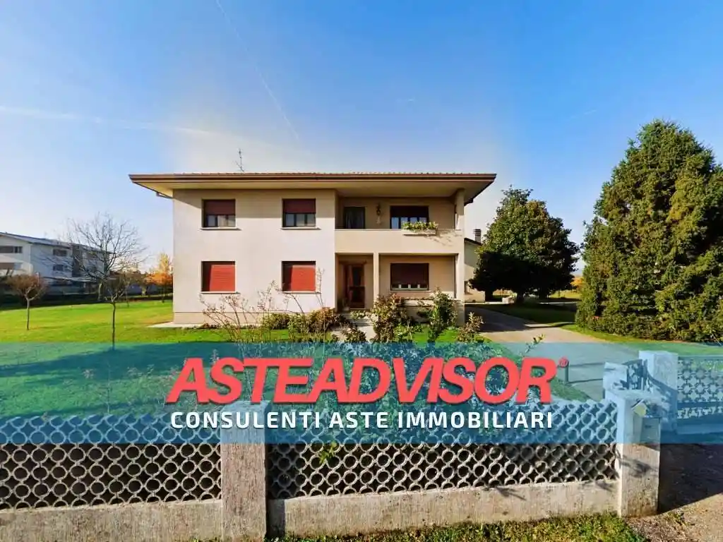 Villa in vendita a Fiume Veneto