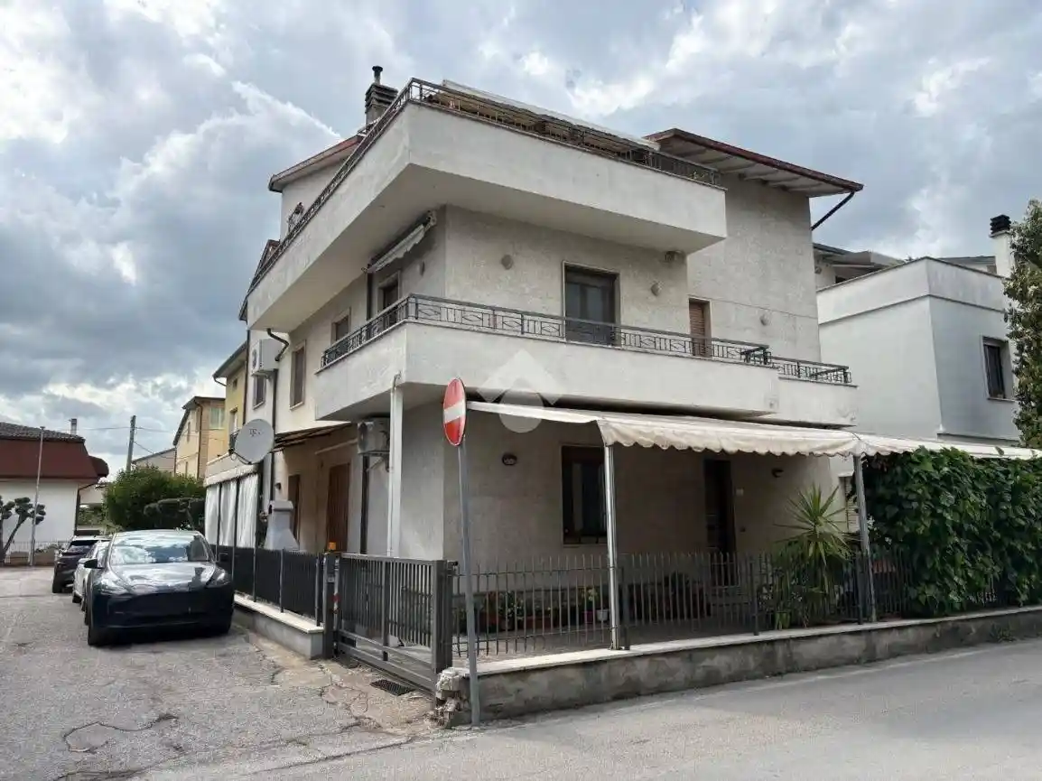 Appartamento in vendita a Bastia Umbra