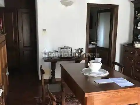 Appartamento in vendita a Issogne
