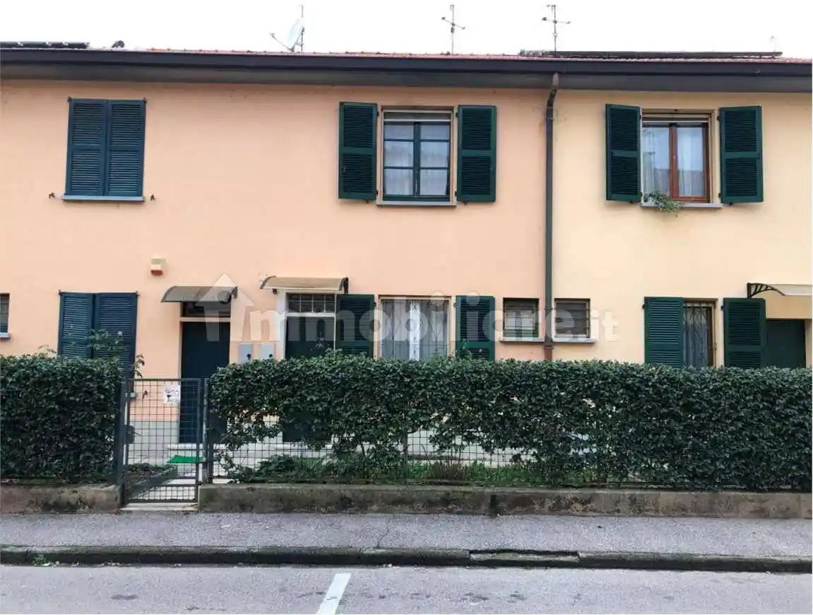 Appartamento in vendita a Livraga