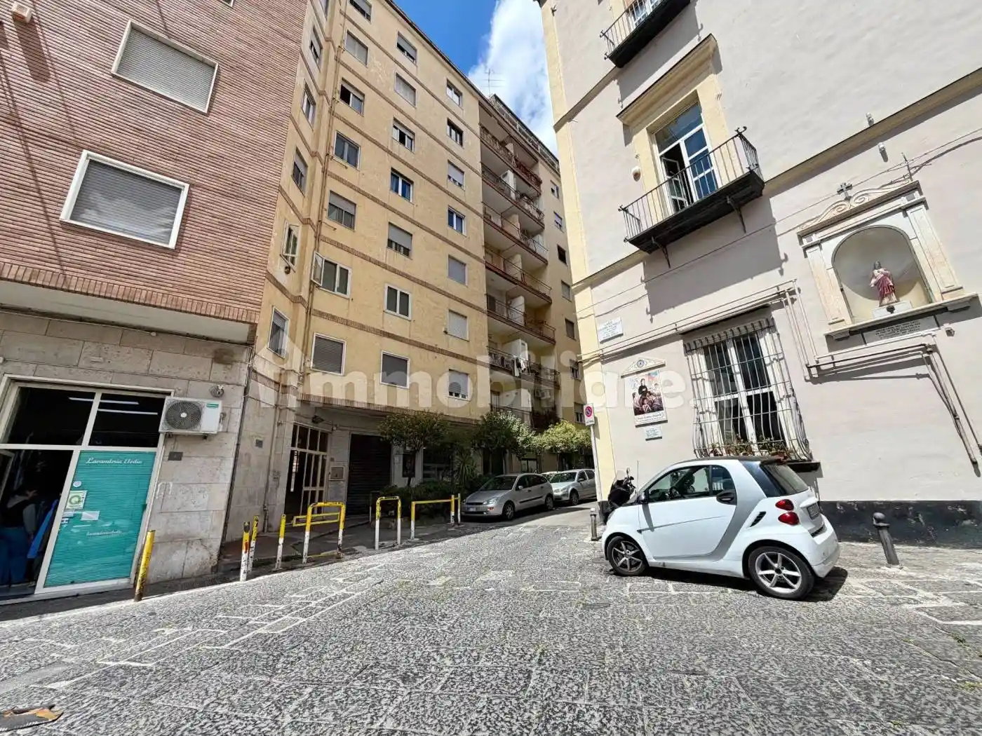 Appartamento in vendita a Napoli