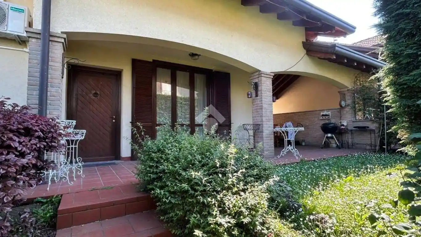 Villa in vendita a Misinto