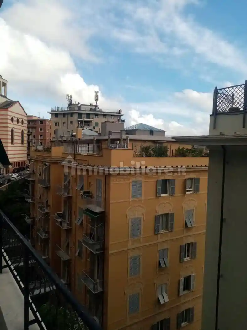 Appartamento in affitto a Genova