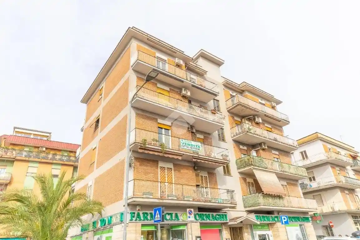 Appartamento in vendita a Guidonia Montecelio