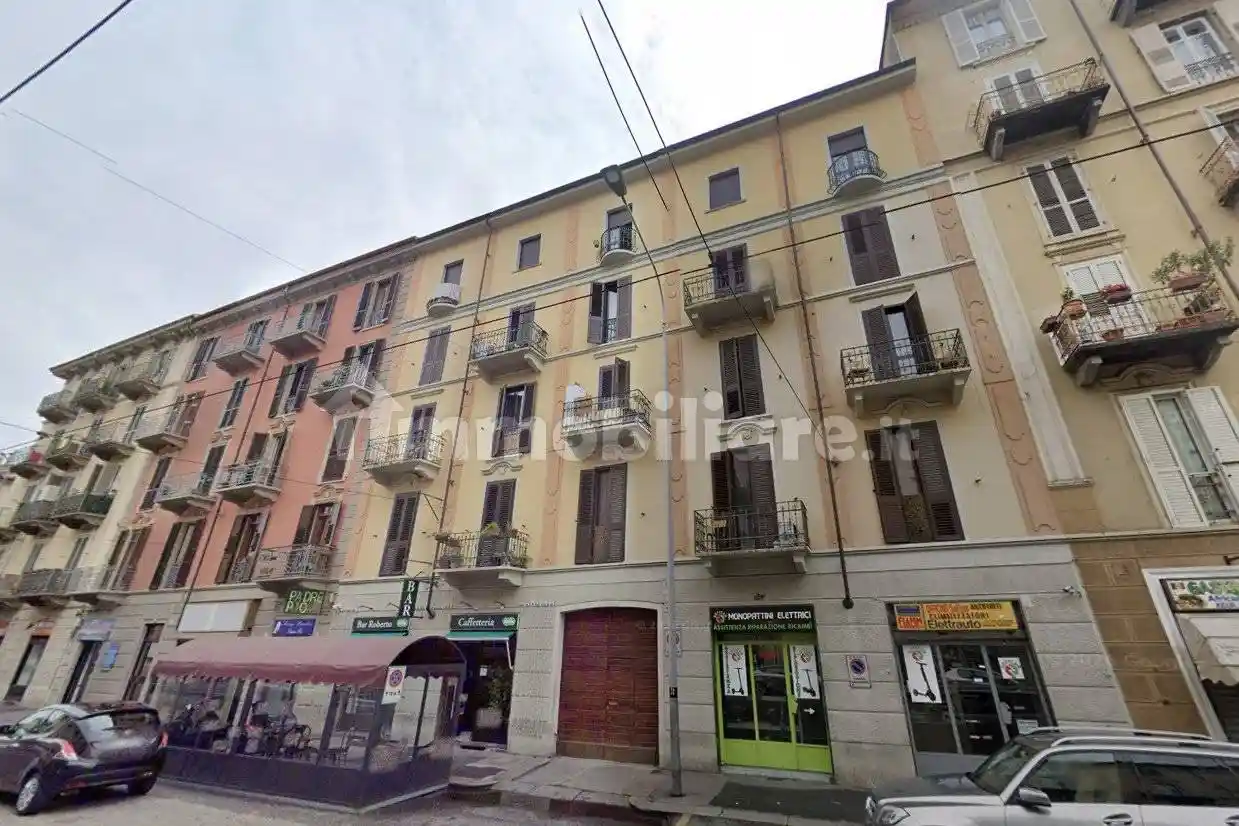 Palazzo - Edificio in vendita a Torino