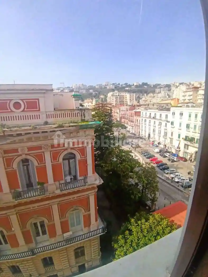 Appartamento in affitto a Napoli