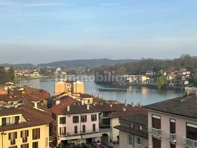 Appartamento in affitto a Sesto Calende