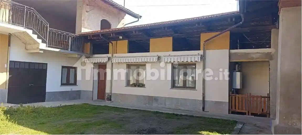 Appartamento in affitto a Frossasco