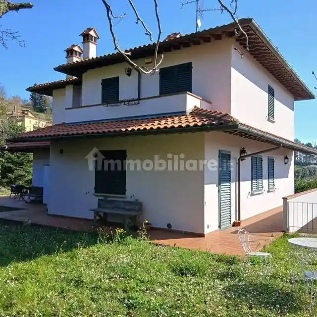Villa in vendita a Vaiano