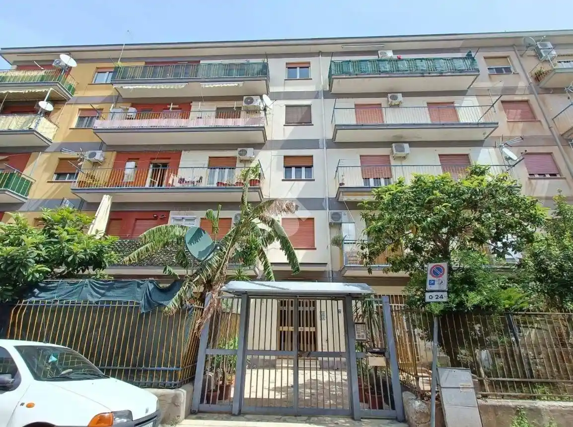 Appartamento in vendita a Palermo