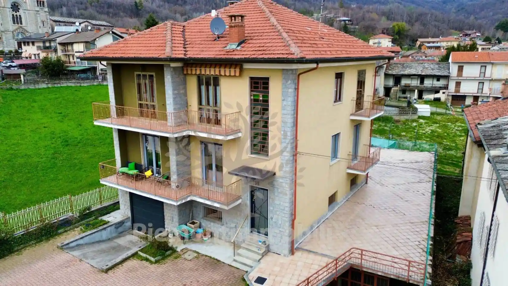 Villa in vendita a Giaveno