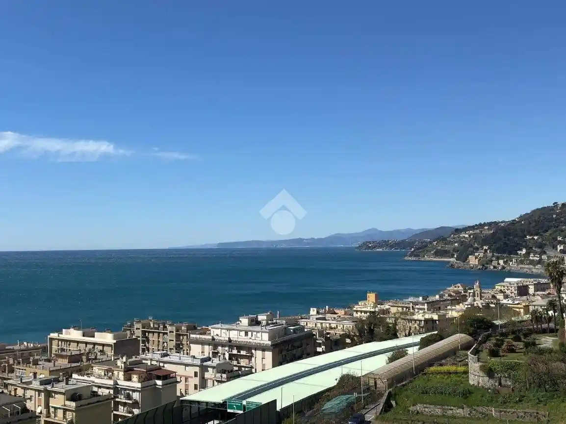 Appartamento in vendita a Genova