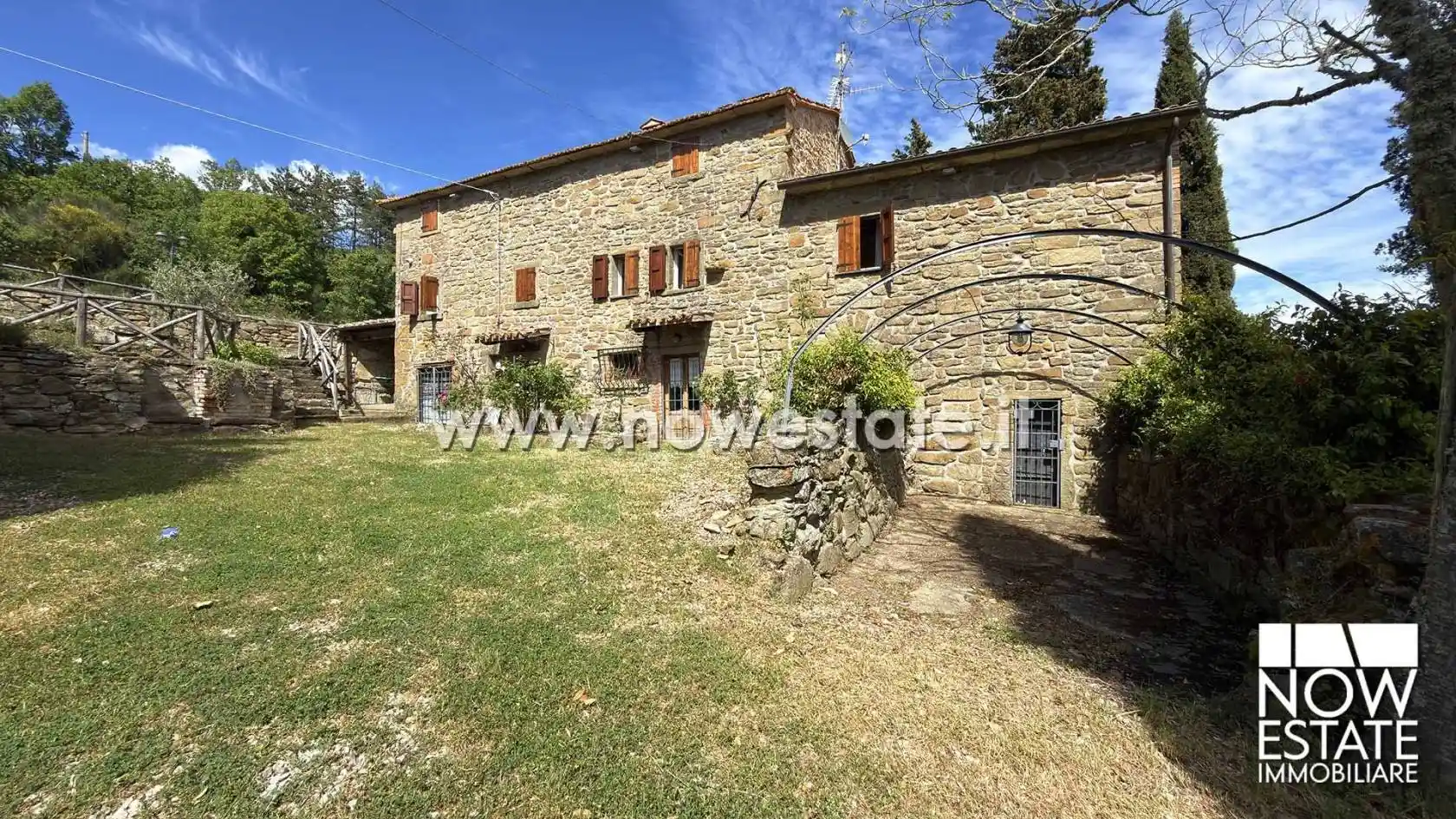 Rustico - Casale in vendita a Arezzo