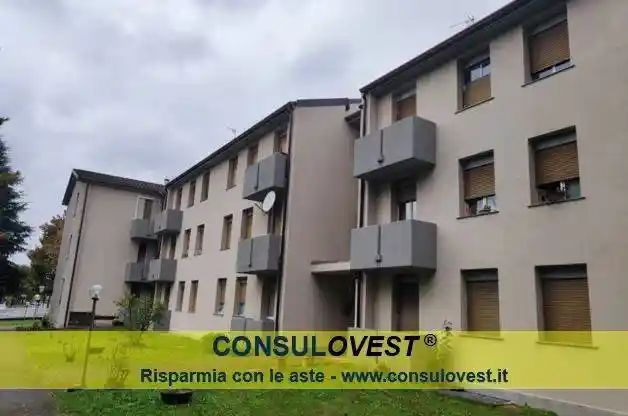 Appartamento in vendita a Ferno