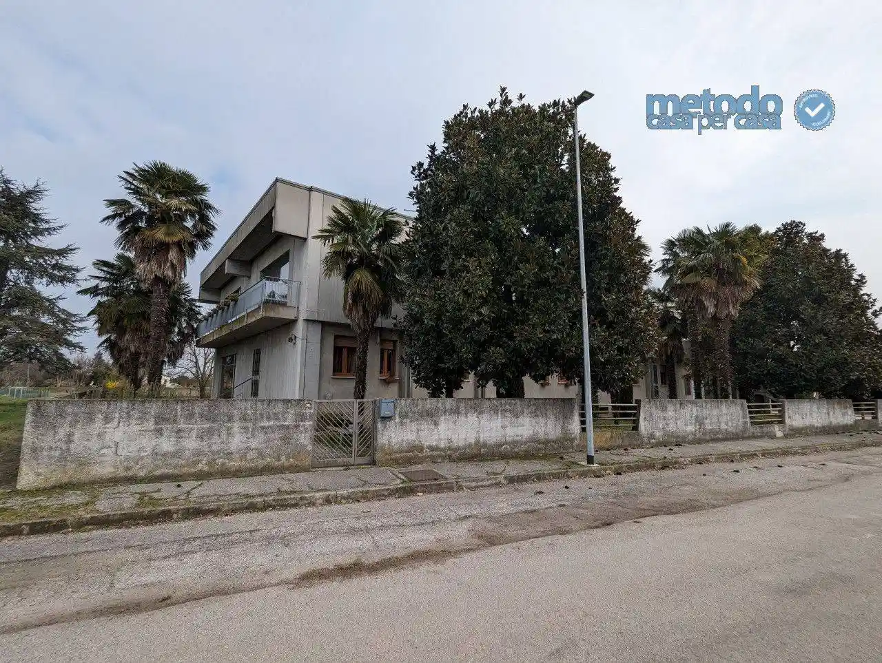 Villa in vendita a Gavello