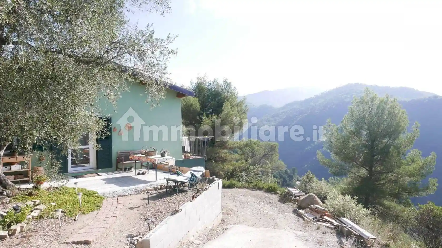 Casa indipendente in vendita a Apricale
