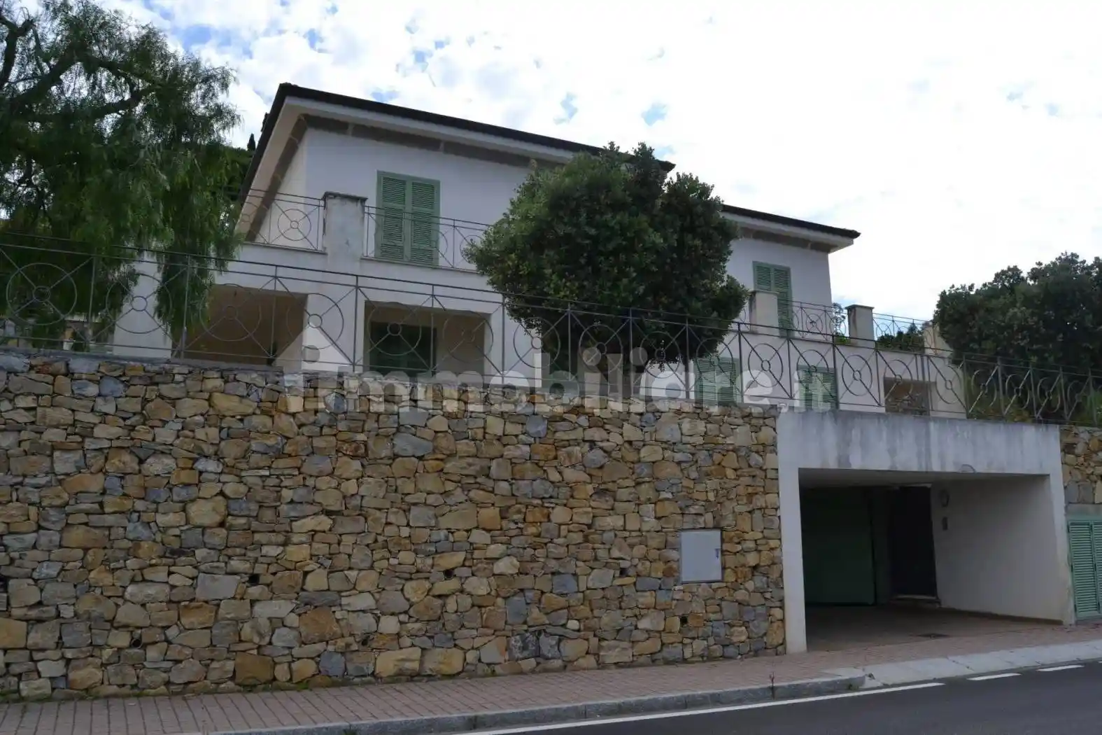 Villa in vendita a Bordighera