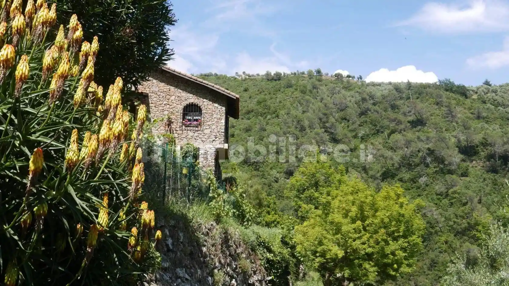 Casa indipendente in vendita a Dolceacqua
