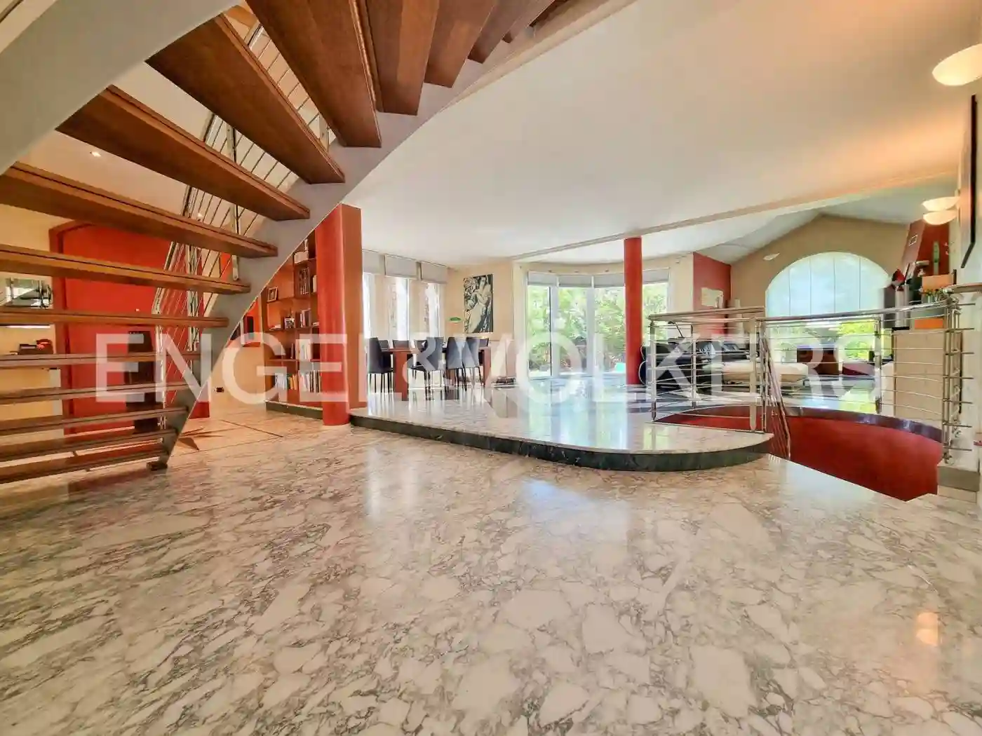 Villa - foto 2