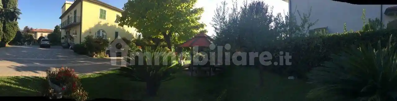 Villa in vendita a Castelnuovo Magra