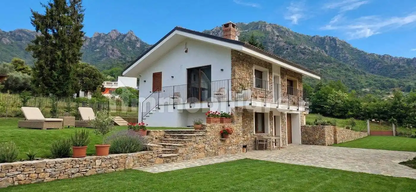 Villa in vendita a Cantalupa