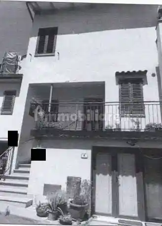 Appartamento in vendita a Capraia e Limite