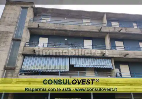 Appartamento in vendita a Malnate