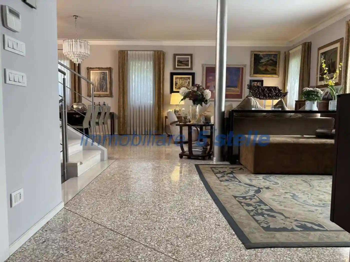 Villa - foto 2