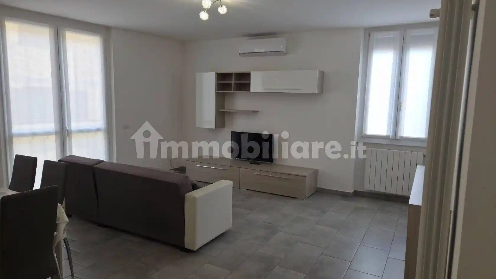 Appartamento in affitto a Lonate Ceppino