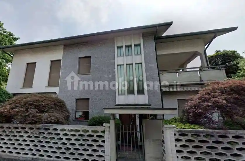 Appartamento in vendita a Limbiate