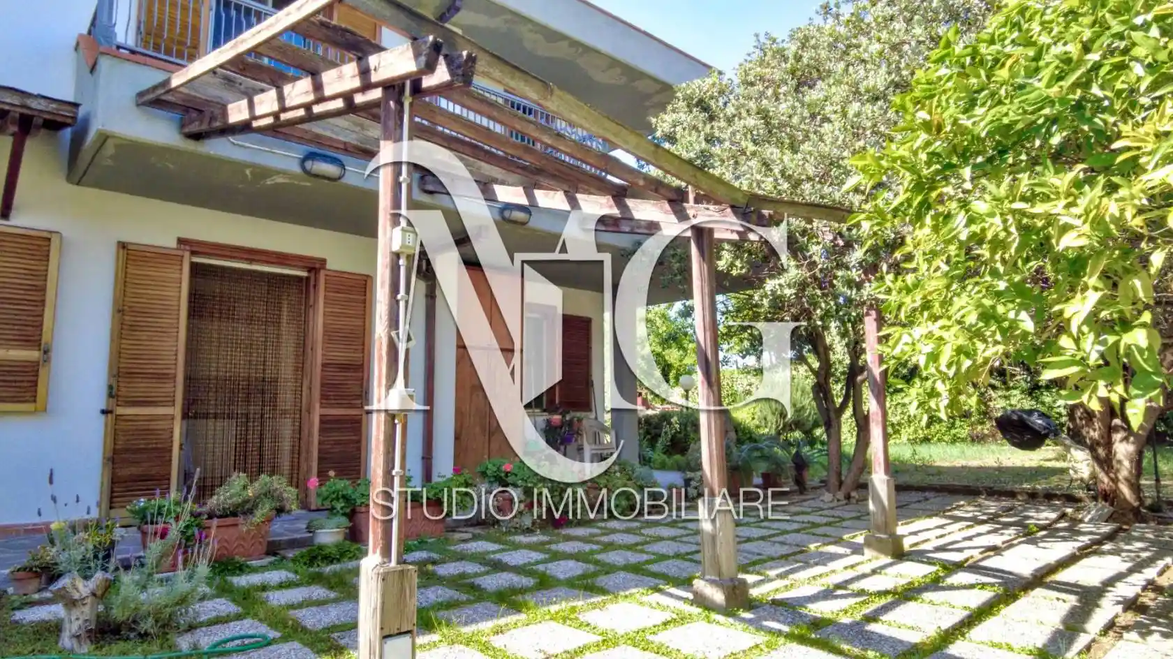 Villa in vendita a Guidonia Montecelio