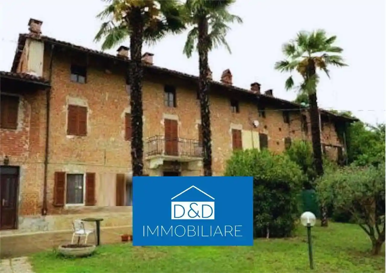 Rustico - Casale in vendita a Roatto