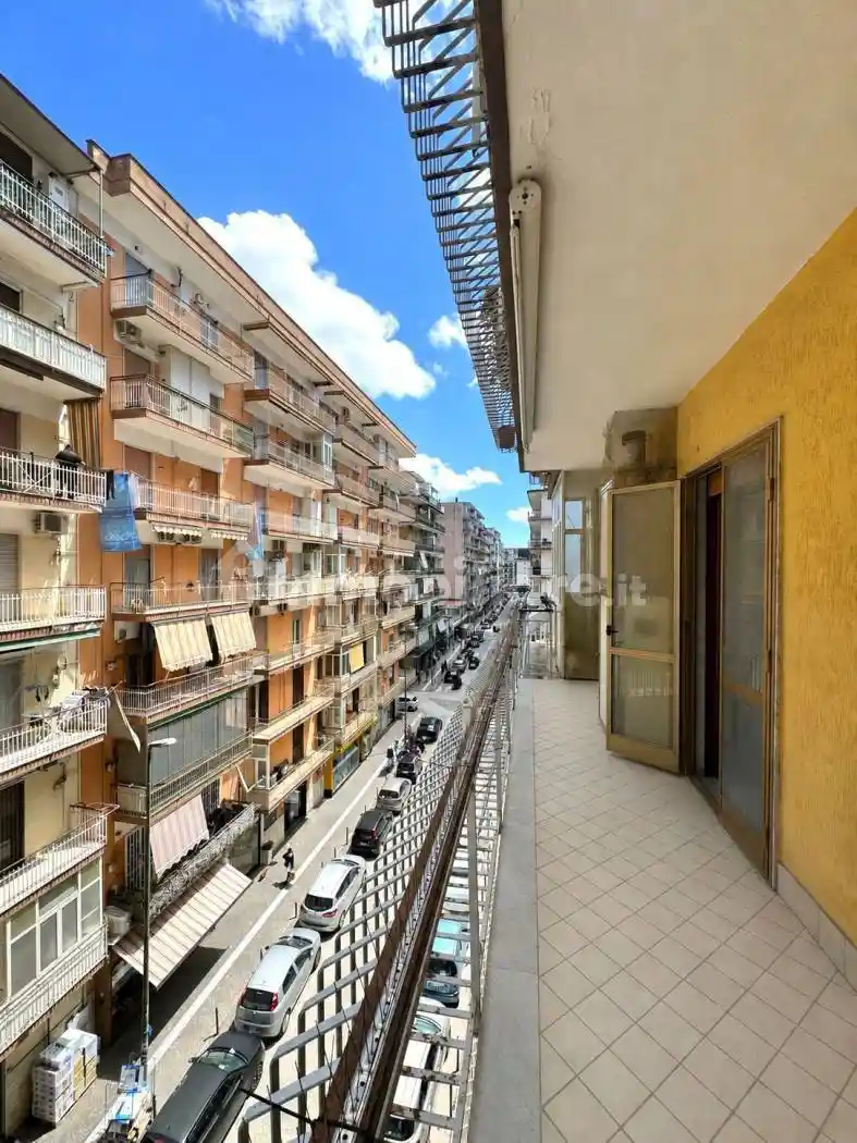 Appartamento in vendita a Napoli