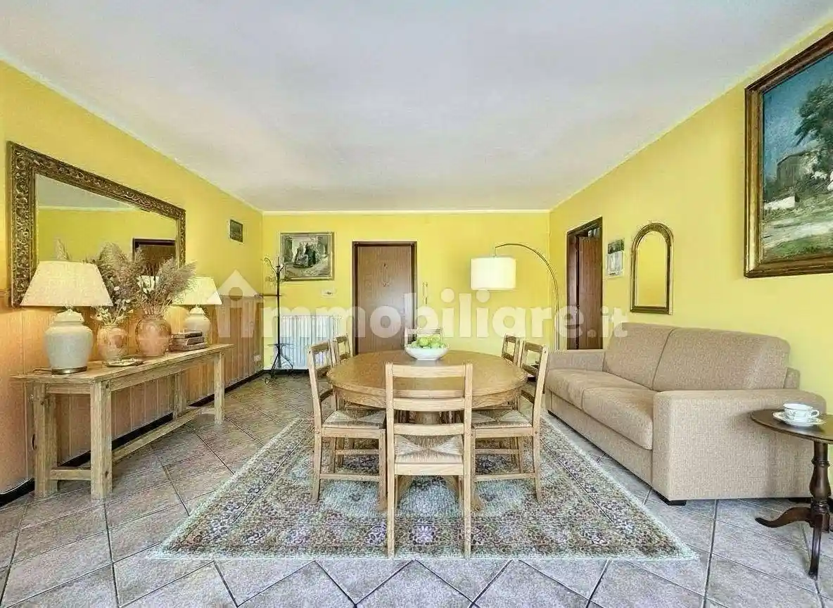 Appartamento in vendita a Viareggio
