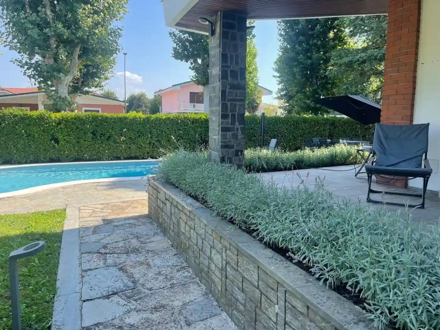 Villa - foto 2
