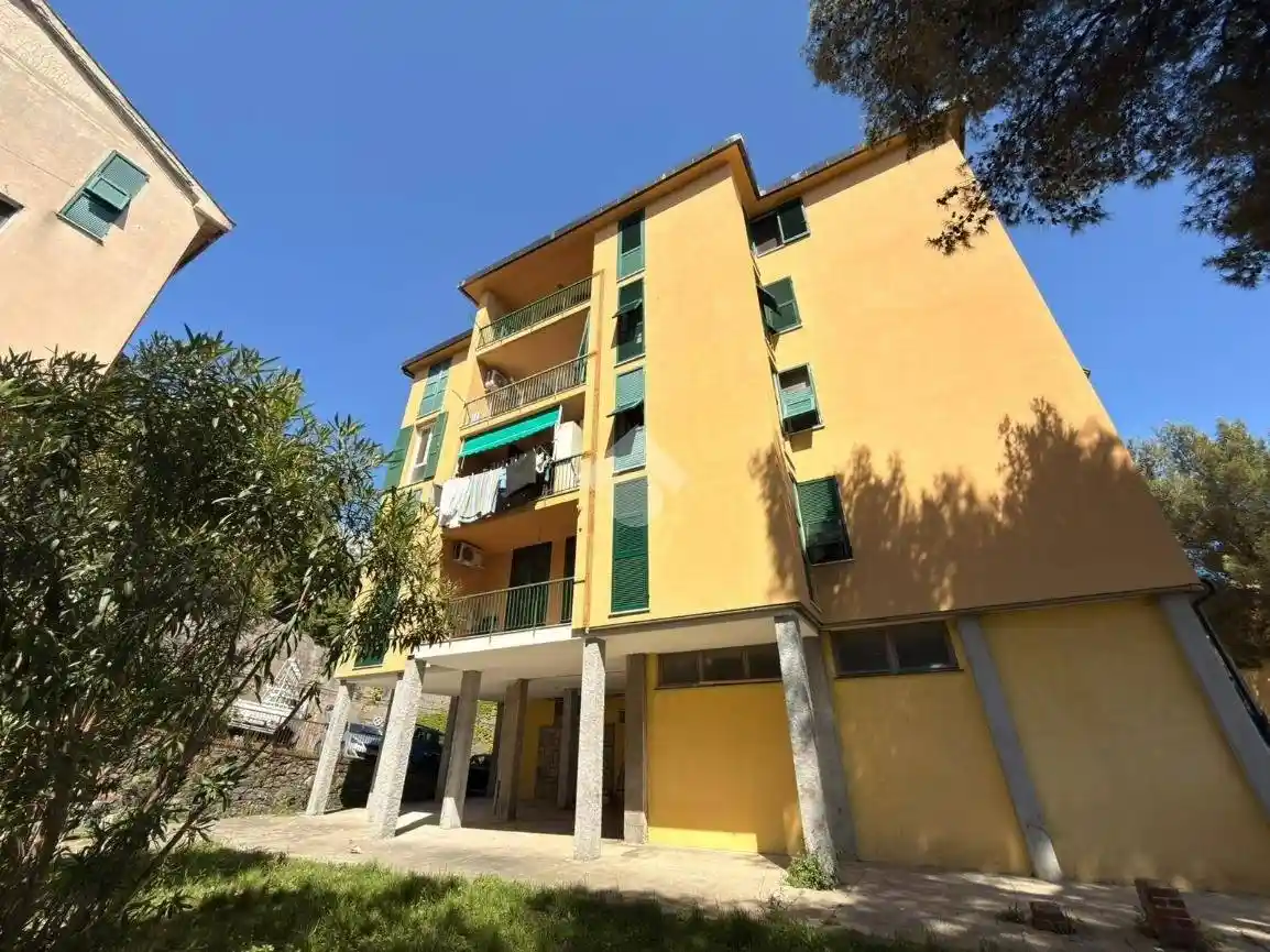 Appartamento in vendita a Genova