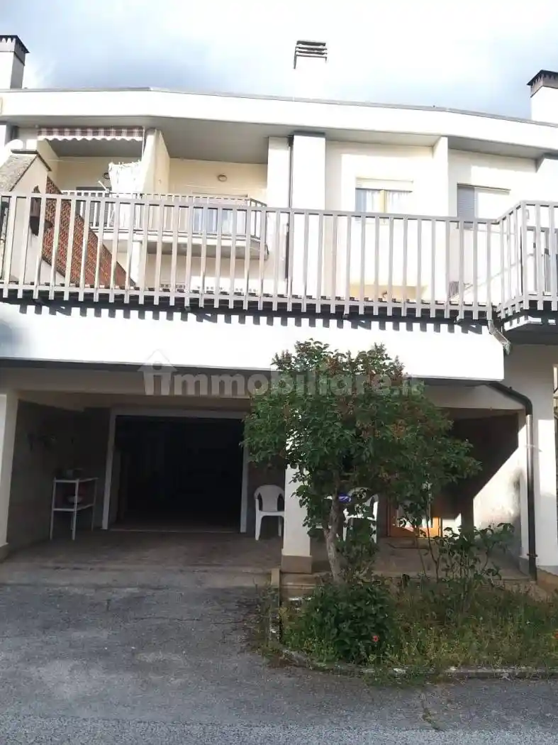 Casa indipendente in vendita a L'Aquila