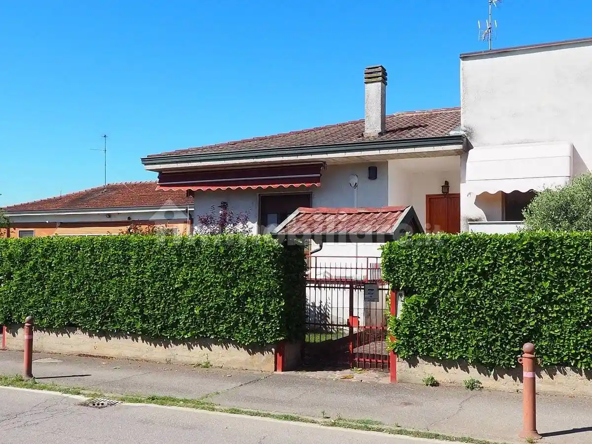 Villa in vendita a Cassano d'Adda