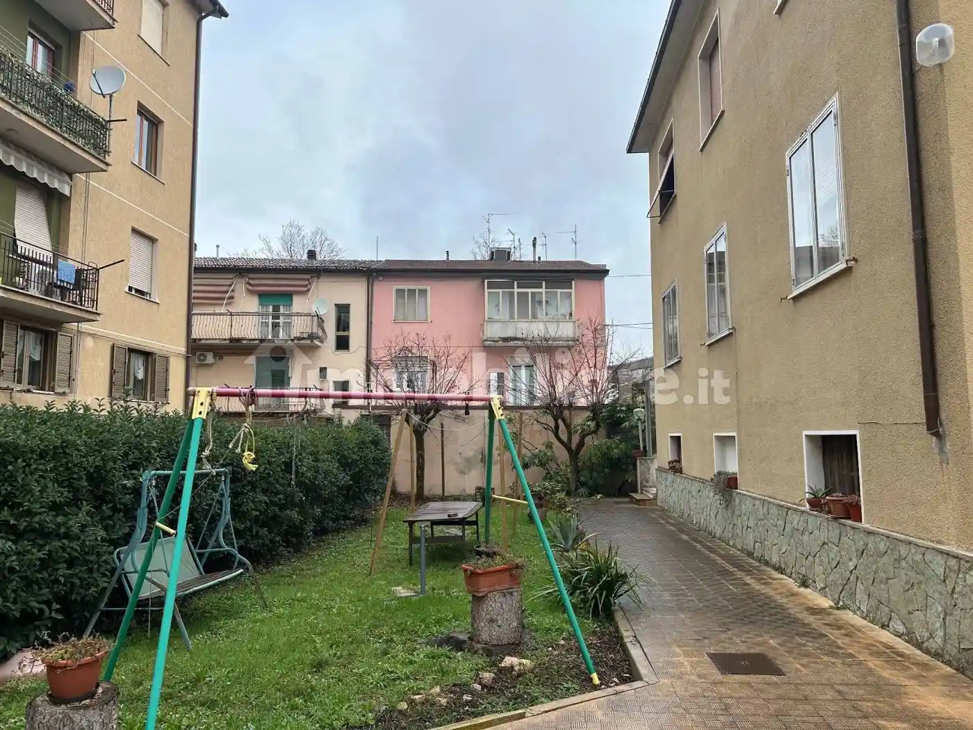 Casa indipendente in vendita a Fabriano