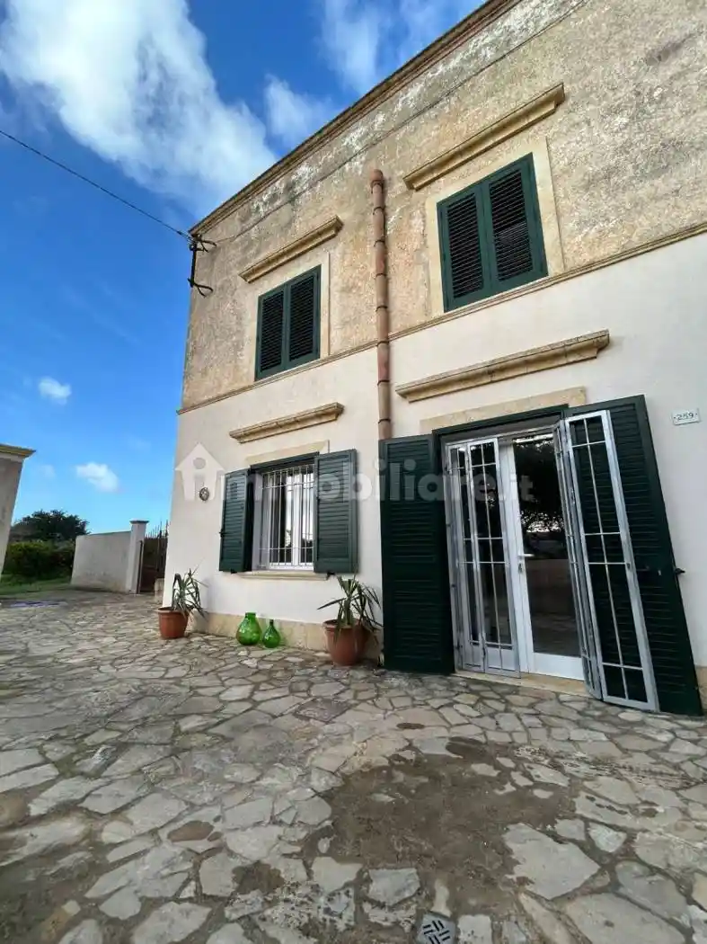 Casa indipendente in affitto a Marsala