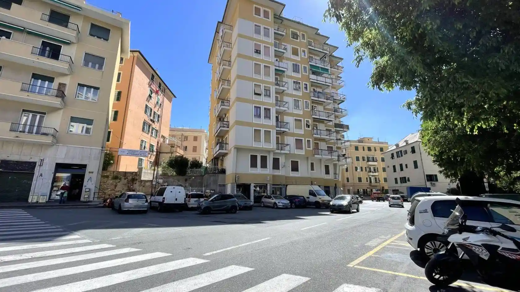 Appartamento in vendita a Genova