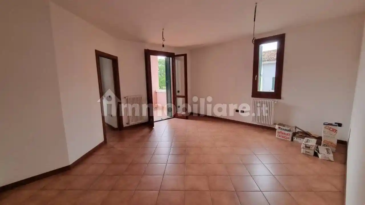 Appartamento in vendita a Rolo