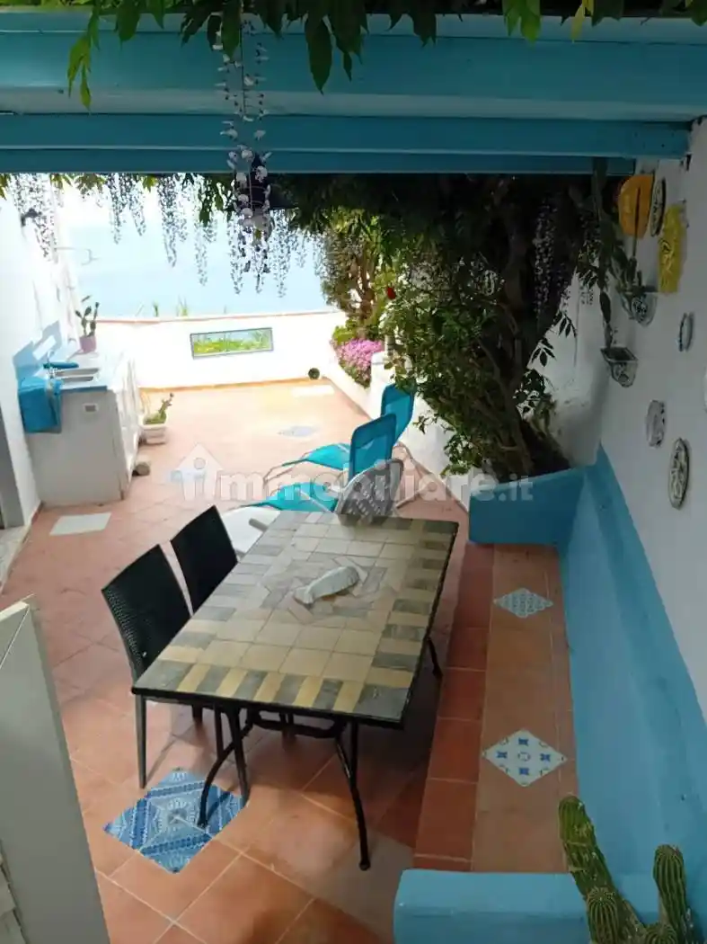Villa in vendita a Ponza