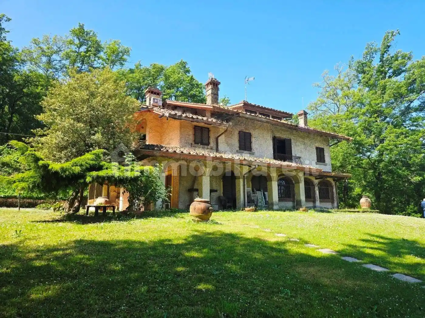 Villa in vendita a Arezzo