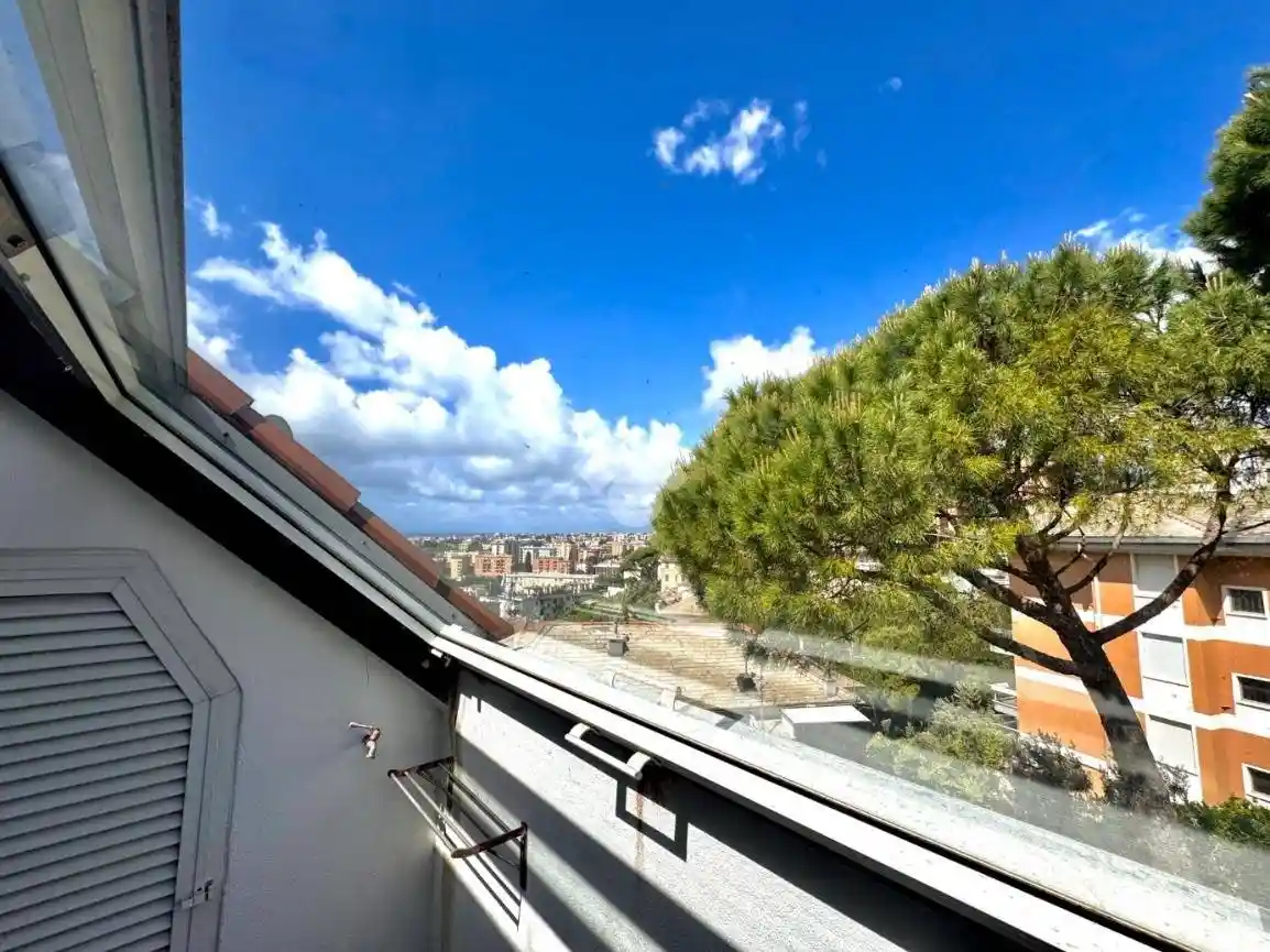 Appartamento in vendita a Genova