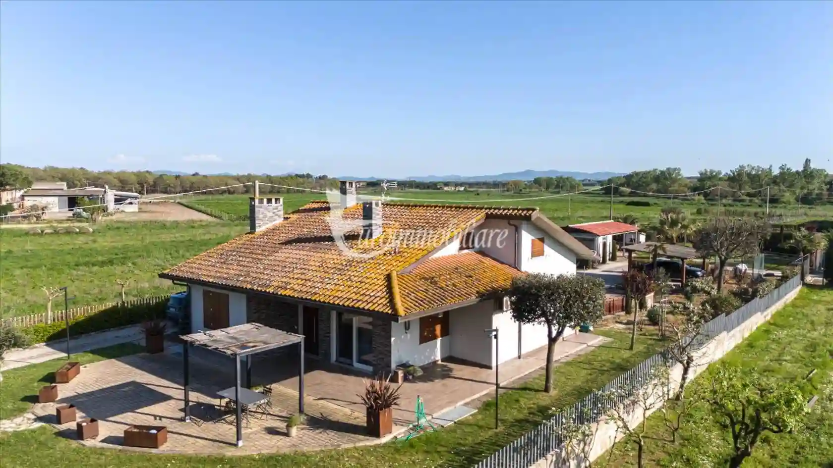 Villa - foto 2