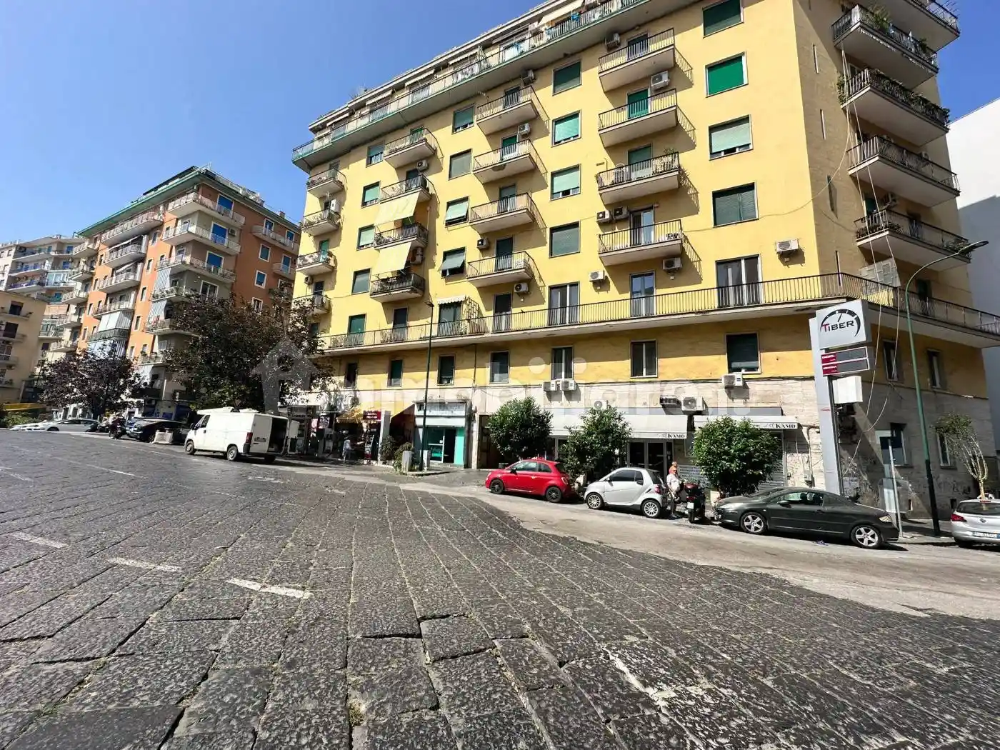 Appartamento in vendita a Napoli
