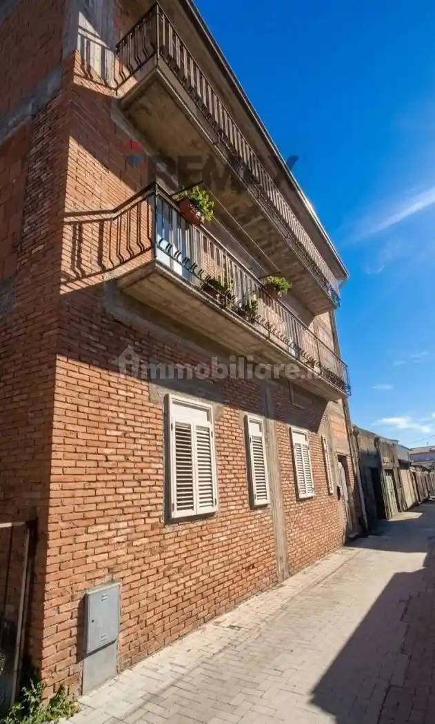 Villa in vendita a Moio Alcantara